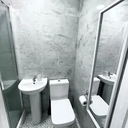 Modern Studio Near Nec With Free Parking - Prime Location Sheldon  Exterior photo